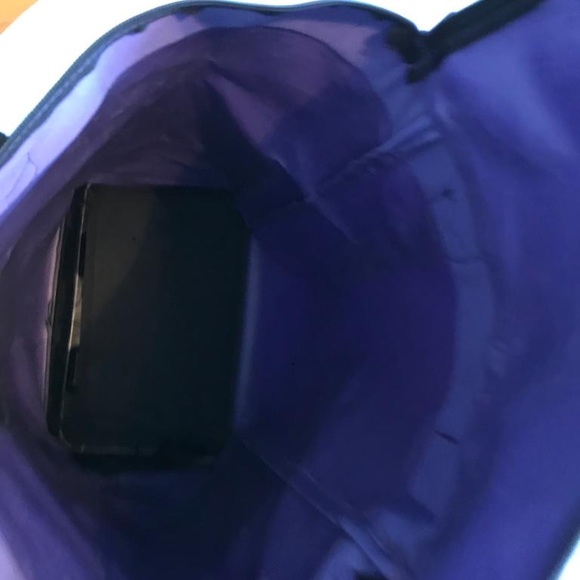 Young & Threads Bag - Picture 2 of 11